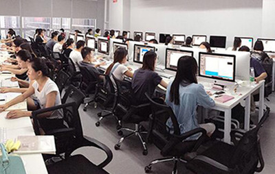 學好IT技術，為何離不開扎實的英語功底與計算機硬件開發結合？